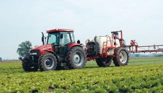 4WD traktorok Case IH JX 70 Basis
