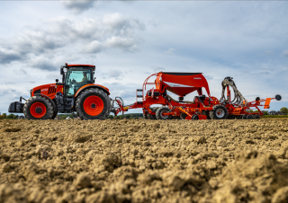 4WD traktorok Kubota M7173 