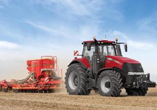 4WD traktorok Case IH Magnum 250 CVX Komfort