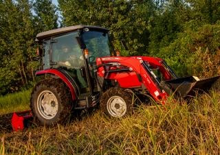 4WD traktorok Massey Ferguson MF 1735 M HP 