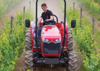 4WD traktorok Massey Ferguson MF 1747 HC