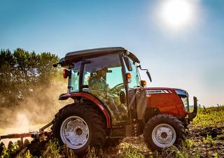 4WD traktorok Massey Ferguson MF 1750 M HC 