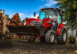 4WD traktorok Massey Ferguson MF 1750 M HC 
