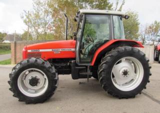 4WD traktorok Massey Ferguson MF 4260 STD