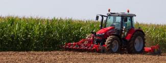 4WD traktorok Massey Ferguson MF 5613 Dyna 4