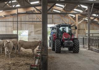 4WD traktorok Massey Ferguson MF 5713SL