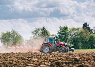 4WD traktorok Massey Ferguson MF 7S.165
