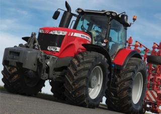 4WD traktorok Massey Ferguson MF 8660 Dyna-VT