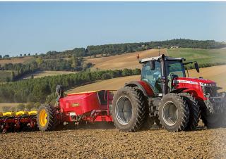 4WD traktorok Massey Ferguson MF 8737 S