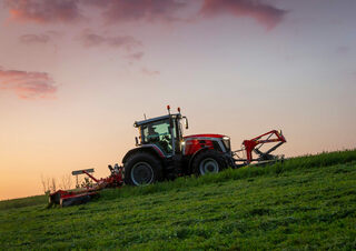4WD traktorok Massey Ferguson MF 8S.265 