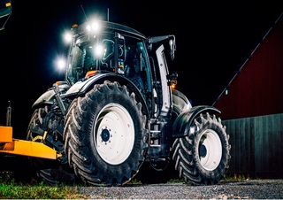 4WD traktorok Valtra N174D SmartTouch