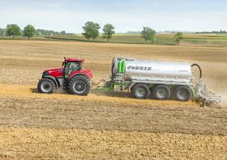 4WD traktorok Case IH Optum 300 CVX Basis