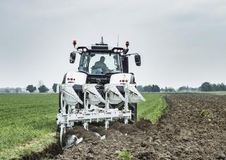 4WD traktorok Valtra S354 SmartTouch