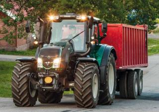 4WD traktorok Valtra T 163