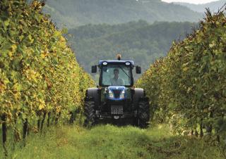 4WD traktorok New Holland T 4.105 LP