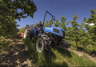 4WD traktorok New Holland T 4.95 LP