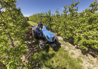 4WD traktorok New Holland T 4.95 LP