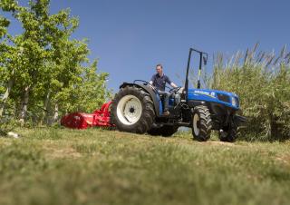 4WD traktorok New Holland T 4.95 LP
