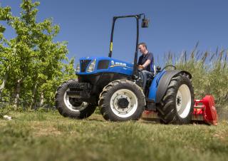 4WD traktorok New Holland T 4.95 LP