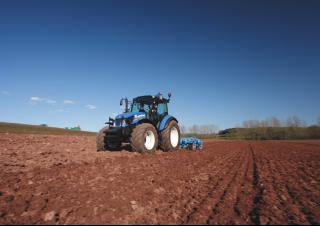 4WD traktorok New Holland T 4.95