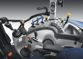 4WD traktorok New Holland T5.105