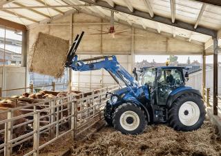 4WD traktorok New Holland T5.110 AC