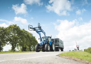 4WD traktorok New Holland T5.115