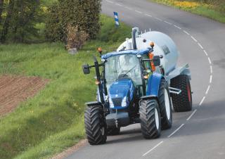 4WD traktorok New Holland T5.115
