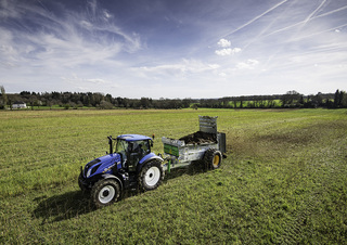 4WD traktorok New Holland T6.165