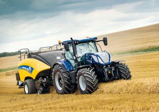 4WD traktorok New Holland T7.175 SideWinder II 