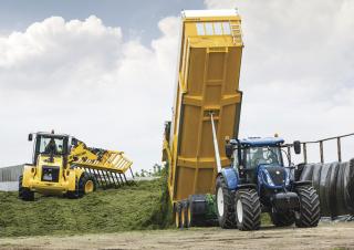4WD traktorok New Holland T7.175 SideWinder II 