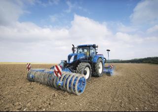 4WD traktorok New Holland T7.210