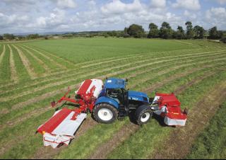 4WD traktorok New Holland T7.210