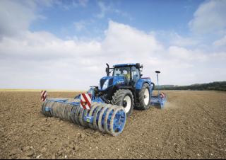 4WD traktorok New Holland T7.210