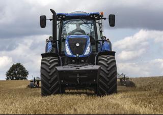 4WD traktorok New Holland T7.315
