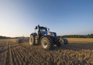 4WD traktorok New Holland T8.435 SmartTrax