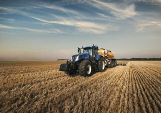 4WD traktorok New Holland T8.435 SmartTrax