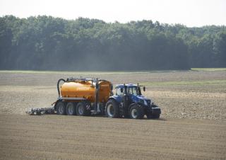 4WD traktorok New Holland T8.435 SmartTrax