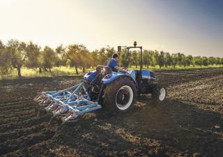 4WD traktorok New Holland TD4.100 F