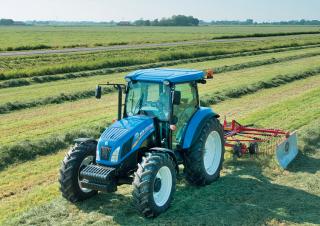4WD traktorok New Holland TD5.105