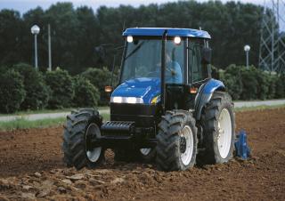 4WD traktorok New Holland TD80D Plus