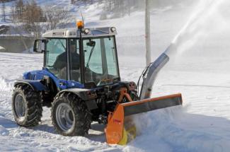 4WD traktorok BCS Volcan 750 AR