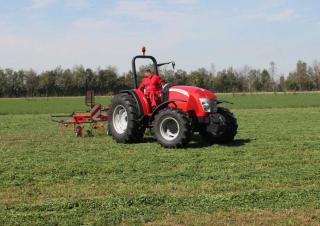 4WD traktorok McCormick X4.50M