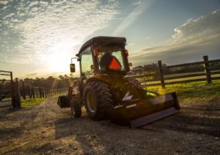4WD traktorok Yanmar YT235V-Q 