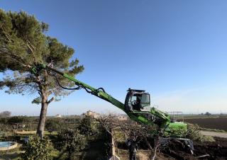 Anyagmozgató gépek Sennebogen 718M E