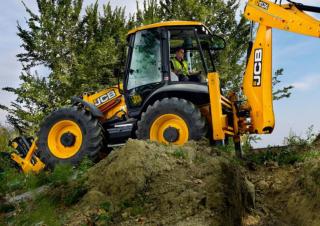 Árokásó-rakodók JCB 4CX SM