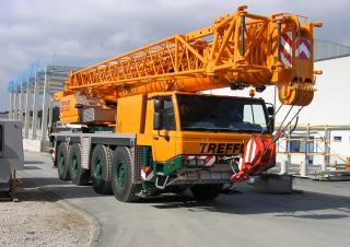Autódaruk Tadano ATF 100G-4