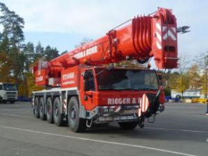 Autódaruk Tadano ATF 130G-5 