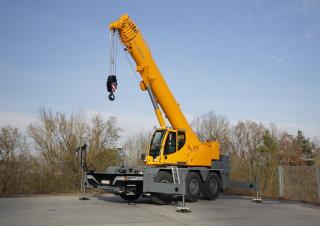 Autódaruk Liebherr LTC 1050-3.1 