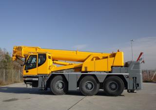 Autódaruk Liebherr LTC 1050-3.1 